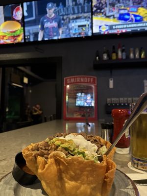 Roundin' 3rd Sports Bar & Grill by null