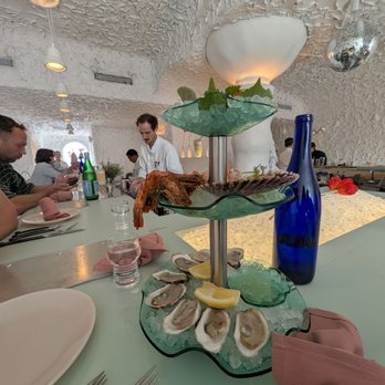 CENTO Raw Bar - Three tier seafood tower - Seafood Near Me - Los Angeles, California CENTO Raw Bar - Three tier seafood tower - Seafood Near Me - Los Angeles, California