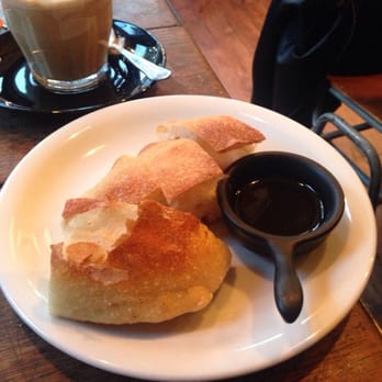 Federal Cafe & Bar - Sour dough with triple oil dip - Cafes Near Me - Manchester, XGM Federal Cafe & Bar - Sour dough with triple oil dip - Cafes Near Me - Manchester, XGM