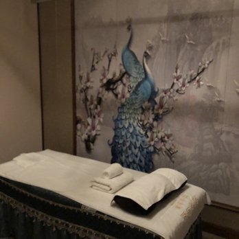 Prosperous Paradise Spa - Our couples massage room - Day Spas Near Me - Houston, Texas