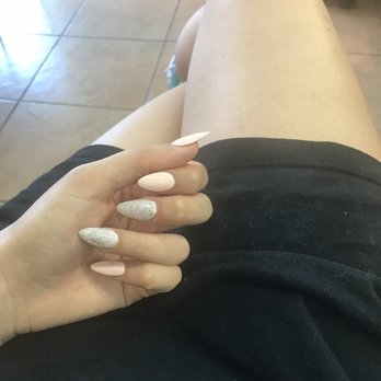 Victorian Nails - Pink and glitter - Nail Salons Near Me - San Diego, California Victorian Nails - Pink and glitter - Nail Salons Near Me - San Diego, California