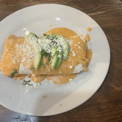 Cristina's Mexican Restaurant - Chicken Burrito for Hubby