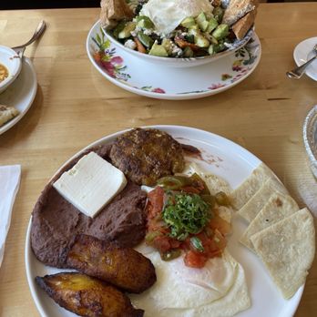 Lucia Middle Island - Huevos rancheros and spring power bowl - Salvadoran Near Me - Middle Island, New York