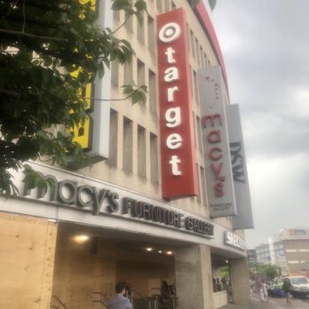 Target - Boarded up during quarantine - Department Stores Near Me - Elmhurst, New York