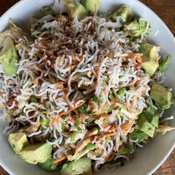 California Pizza Kitchen - Waldor salad with avocado - Pizza Near Me - Arlington, Virginia California Pizza Kitchen - Waldor salad with avocado - Pizza Near Me - Arlington, Virginia