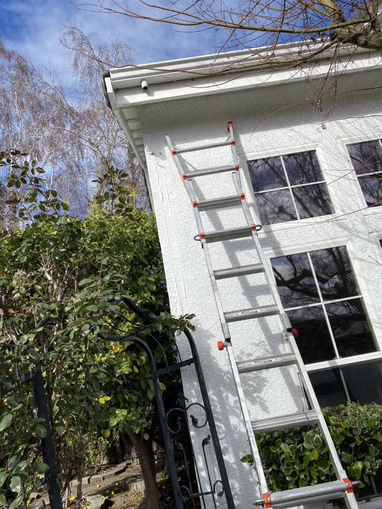 Slide of Bossmans Gutters & Repairs