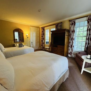The Greenbrier - Cottage room 6466 - Resorts Near Me - White Sulphur Springs, West Virginia The Greenbrier - Cottage room 6466 - Resorts Near Me - White Sulphur Springs, West Virginia