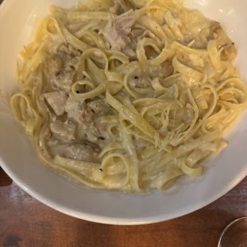 Luciano's - Chicken fettuccine - Italian Near Me - Elko, Nevada