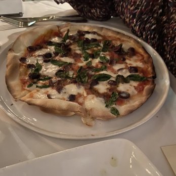 E Baldi Ristorante - Margherita Pizze - Italian Near Me - Beverly Hills, California E Baldi Ristorante - Margherita Pizze - Italian Near Me - Beverly Hills, California