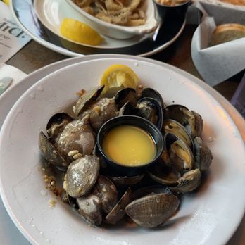 Amici Italian Eatery - Clams / calamari - Italian Near Me - Graham, Washington