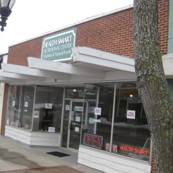 Health Smart Nutritional Center - 35 E. Main Street, Fremont, MI