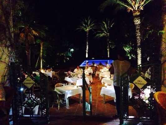 Hotel Hurricane by null