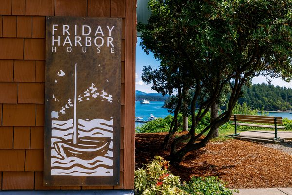 Friday Harbor House by null