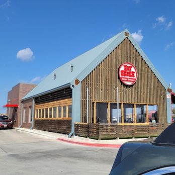 Hat Creek Burger Company - Exterior - Burgers Near Me - Austin, Texas