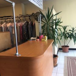 Brite Dry Cleaners