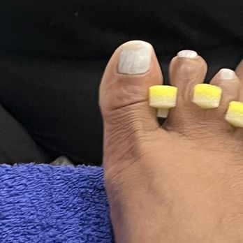 Tipsy Salonbar - My pedicure - Hair Salons Near Me - Dania Beach, Florida Tipsy Salonbar - My pedicure - Hair Salons Near Me - Dania Beach, Florida