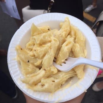 Taste of Buffalo - Mac n Cheese from Fat Bob's - Festivals Near Me - Buffalo, New York
