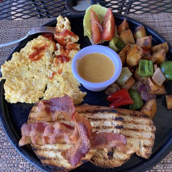 The Cabo Bakery - Scrambled eggs bacon potatoes and sourdough toast - Breakfast & Brunch Near Me - Cabo San Lucas, BCS The Cabo Bakery - Scrambled eggs bacon potatoes and sourdough toast - Breakfast & Brunch Near Me - Cabo San Lucas, BCS