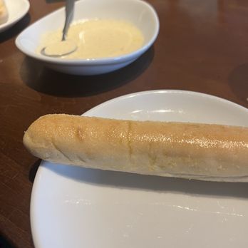 Olive Garden Italian Restaurant - Never Ending Dipping Sauces for Breadsticks - Italian Near Me - Clackamas, Oregon Olive Garden Italian Restaurant - Never Ending Dipping Sauces for Breadsticks - Italian Near Me - Clackamas, Oregon