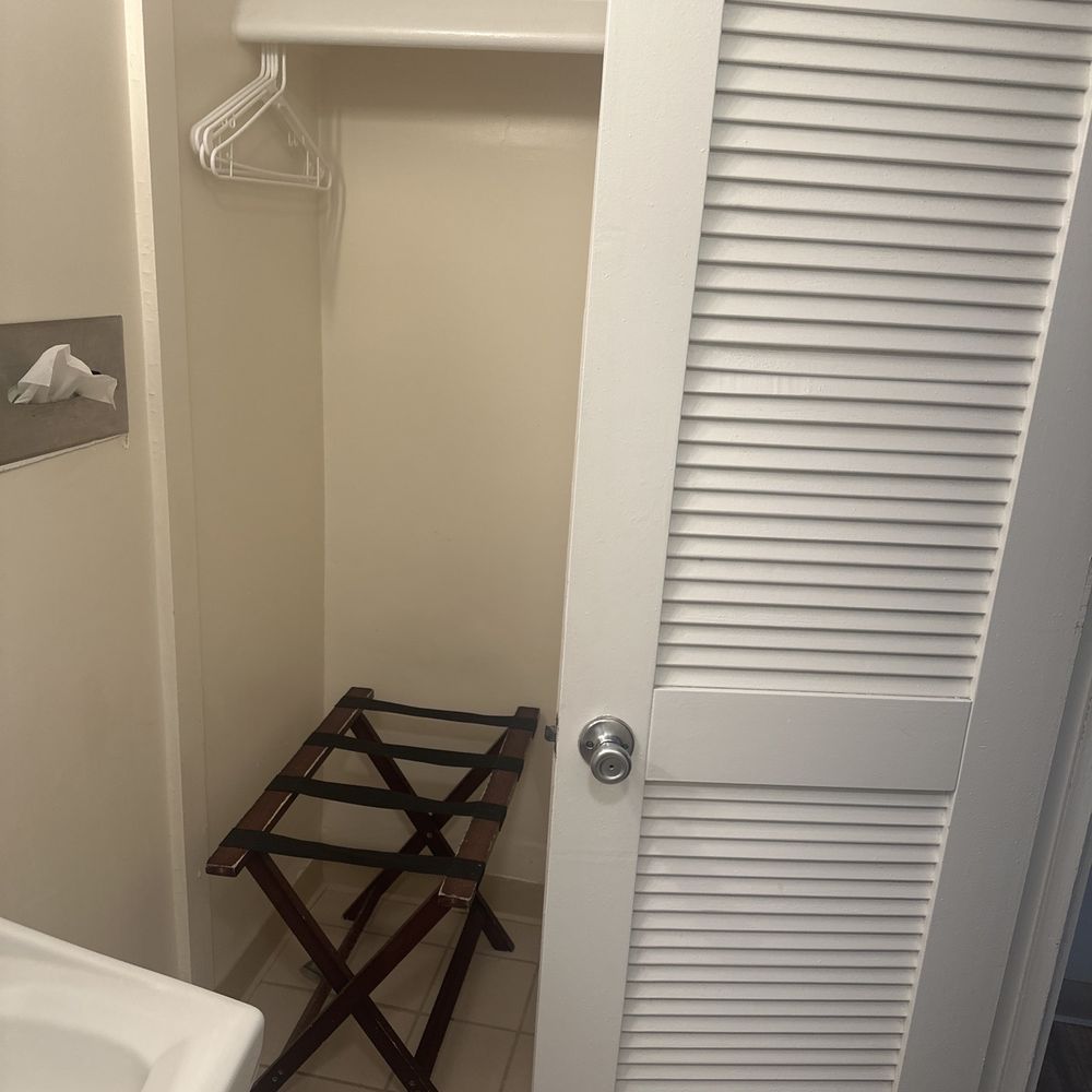 Pacific Marina Inn - Hotels Near Me - Honolulu, Hawaii
