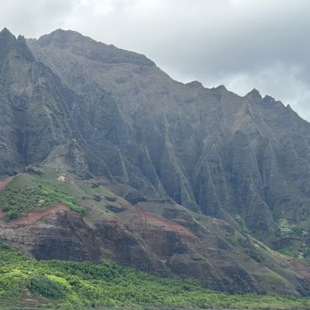 Na Pali Catamaran - Boat Charters Near Me - Hanalei, Hawaii