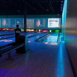 MAIN EVENT ALPHARETTA - 269 Photos & 263 Reviews - 10700 Davis Dr ...