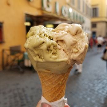 Giolitti - Walnut and Pistachio - Ice Cream & Frozen Yogurt Near Me - Rome, RM