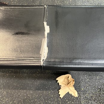 Planet Fitness - One of many ripped benches - Gyms Near Me - La Quinta, California Planet Fitness - One of many ripped benches - Gyms Near Me - La Quinta, California