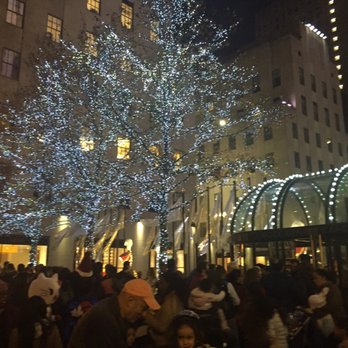 Rockefeller Center - Very busy! - Shopping Centers Near Me - New York, New York Rockefeller Center - Very busy! - Shopping Centers Near Me - New York, New York