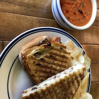 Dovetail Cafe - Grilled cheese & tomato soup - Cafes Near Me - Duluth, Minnesota