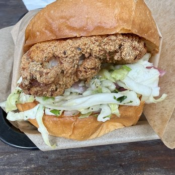 Lou's Chicken Shop - Chicken Shop Near Me - Moraga, California