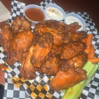 Shanahan's Pub & Grill - Buffalo wings, 2 pounds - Pubs Near Me - Vancouver, Washington Shanahan's Pub & Grill - Buffalo wings, 2 pounds - Pubs Near Me - Vancouver, Washington