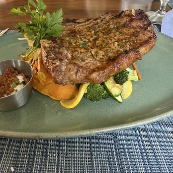 Keewaydin's on Fifth - Seafood Near Me - Naples, Florida