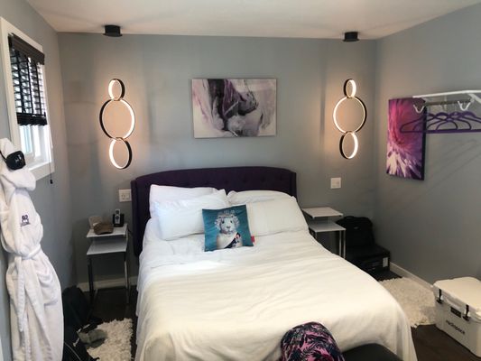 EO Bungalows by null