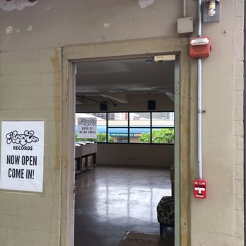 Hungry Ear Records - Still working on new signage but hey, at least you can find them! - Music & DVDs Near Me - Honolulu, Hawaii