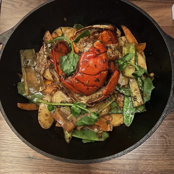 Red Pine - cantonese maine lobster which should have been a red flag from the name alone - Chinese Near Me - Boca Raton, Florida