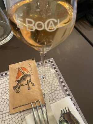 Le Bocal de la poissonnerie des halles by null