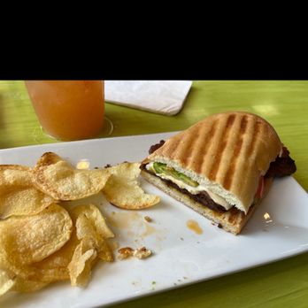 Tortas Sinaloa - Torta guamuchil muy rica la ordene sin mayonesa pero me pusieron Mayo le dije a la mesera muy gentil me la cambio la salsa roja esta rica - Mexican Near Me - Santa Ana, California Tortas Sinaloa - Torta guamuchil muy rica la ordene sin mayonesa pero me pusieron Mayo le dije a la mesera muy gentil me la cambio la salsa roja esta rica - Mexican Near Me - Santa Ana, California