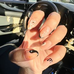 Halloween nails by Claire Halloween nails by Claire
