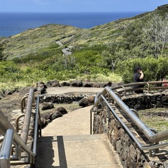 Makapu'u Point Lighthouse Trail - More trail views - Hiking Near Me - Honolulu, Hawaii Makapu'u Point Lighthouse Trail - More trail views - Hiking Near Me - Honolulu, Hawaii