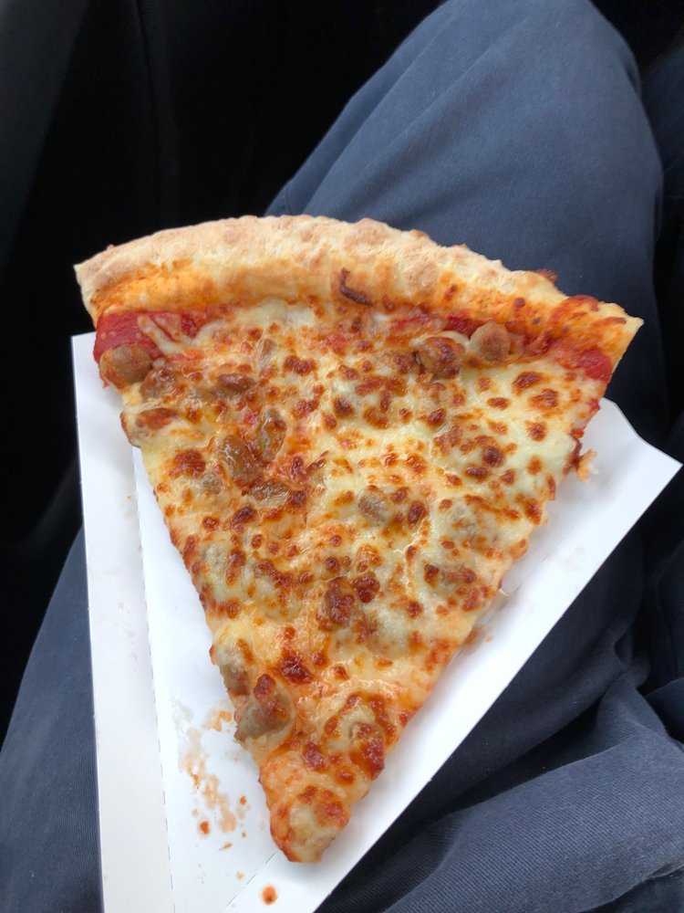 CASEY’S Updated September 2024 2728 Beck Dr, Waterford, Wisconsin