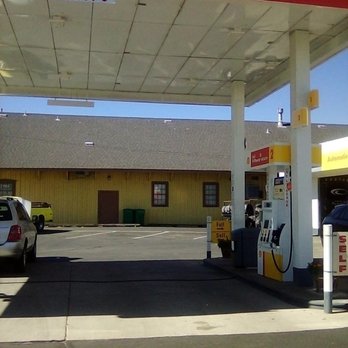 Bob's Shell Service - Shell's Gas Station area to obtain gasoline. - Auto Repair Near Me - Carson City, Nevada Bob's Shell Service - Shell's Gas Station area to obtain gasoline. - Auto Repair Near Me - Carson City, Nevada
