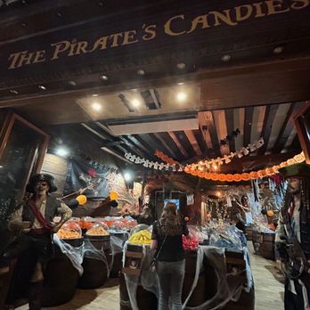The Pirate’s Candies - October 2024 - Candy Stores Near Me - Paris The Pirate’s Candies - October 2024 - Candy Stores Near Me - Paris