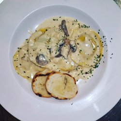 Cove 1606 Bar & Grille