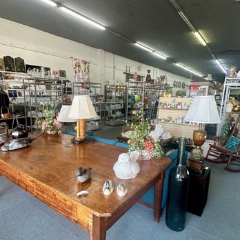 Consign Charleston - Furniture Stores Near Me - Charleston, South Carolina