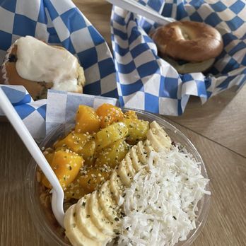 Salty Bottle & Brew  - Wake N' Bagel, GF Lemon Blueberry Muffin, and the Shoobie Bowl - Wine Tasting Room Near Me - Rosemary Beach, Florida