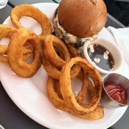 French dip burger with onion rings