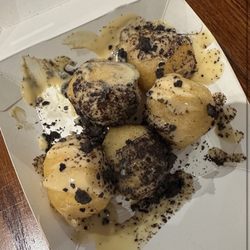 Mr. Puffs - Oreo cheesecake puffs