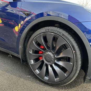 Edgewater Motors - Tires Near Me - Edgewater, New Jersey
