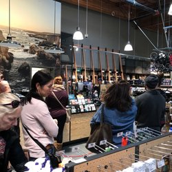 REI - Lots o people here now